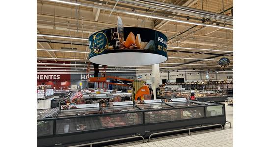 Töltsd ki a teret! Belógatható mennyezeti banner